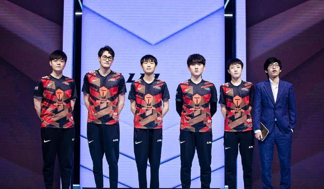 中场天才 中场天才